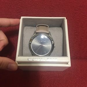 Michael Kors Woman’s watch !